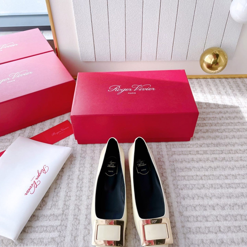 roger u1u1er flat shoes